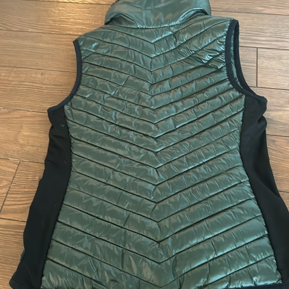 Calvin Klein Performance Vest - image 6
